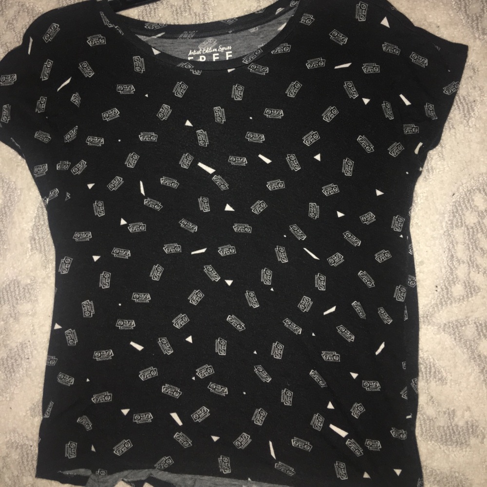 Black t-shirt